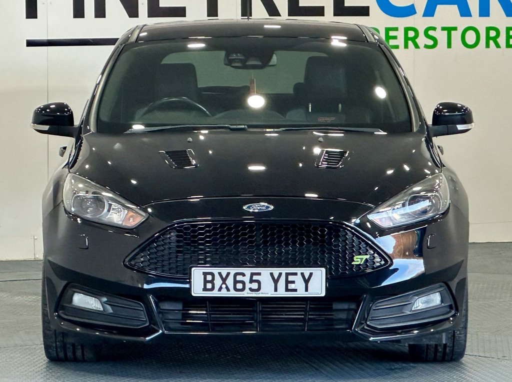 Used Ford Focus 2015 for sale - 77122327: Photo 2
