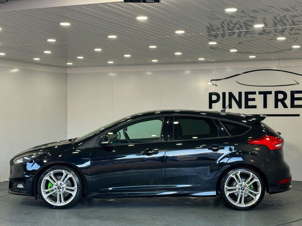 Used Ford Focus 2015 for sale - 77122327: Photo 5