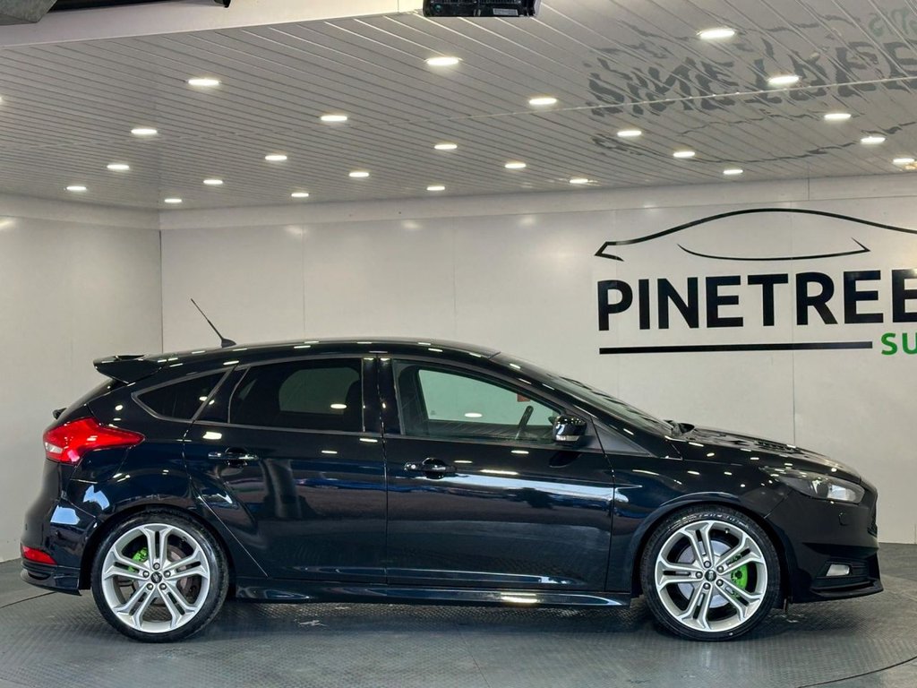 Used Ford Focus 2015 for sale - 77122327: Photo 6