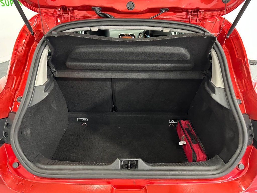 Used Renault Clio 2016 for sale - 77621552: Photo 33