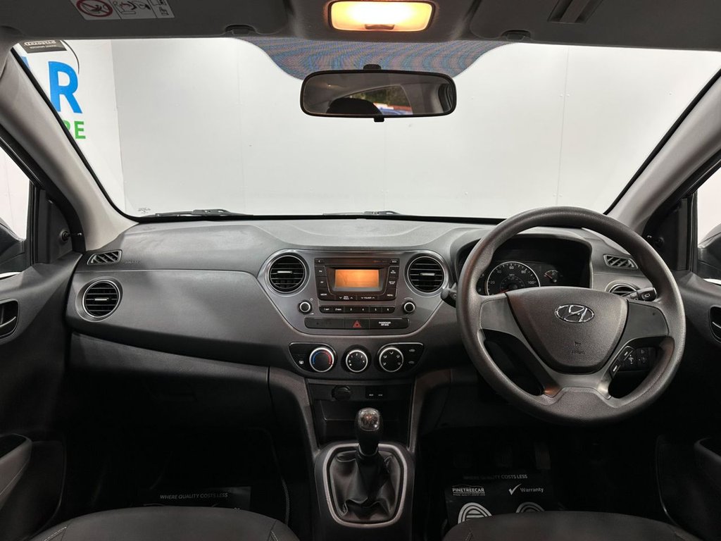 Used Hyundai i10 2019 for sale - 76303948: Photo 24