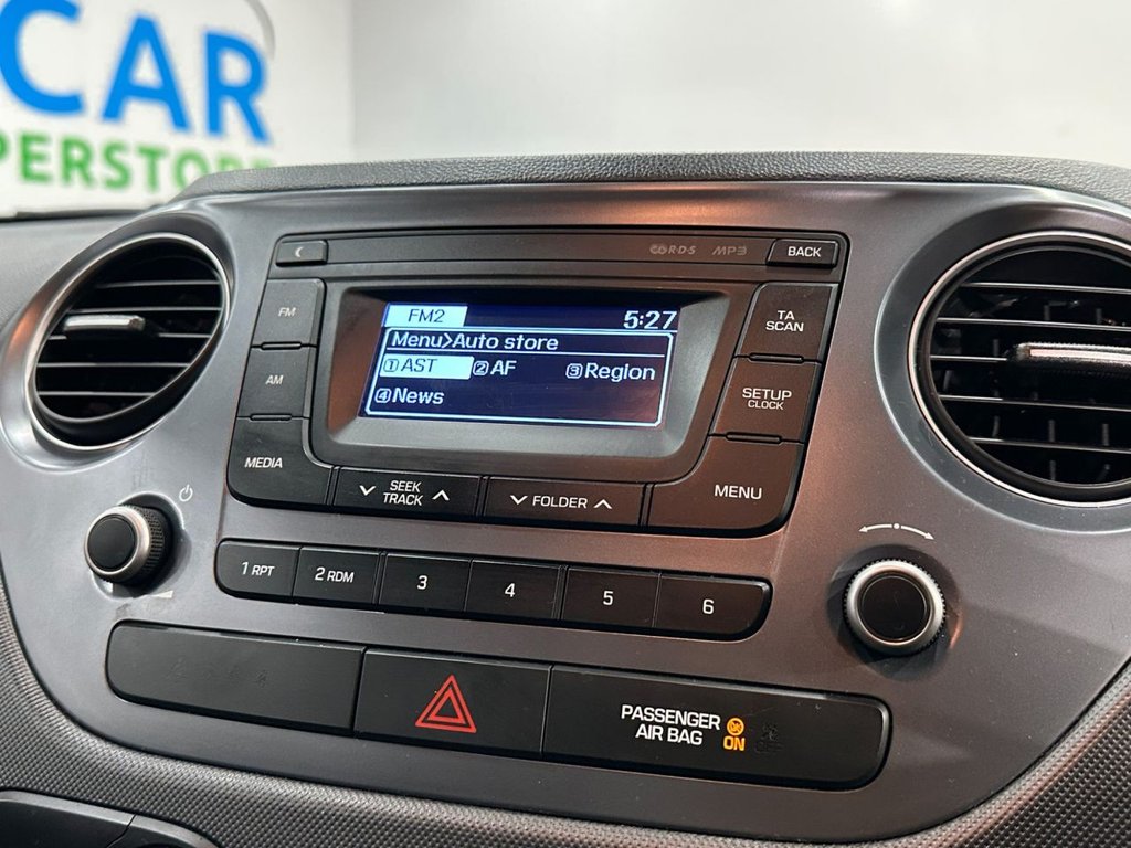 Used Hyundai i10 2019 for sale - 76303948: Photo 26