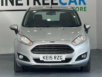 Used Ford Fiesta 2015 for sale - 76040196: Photo