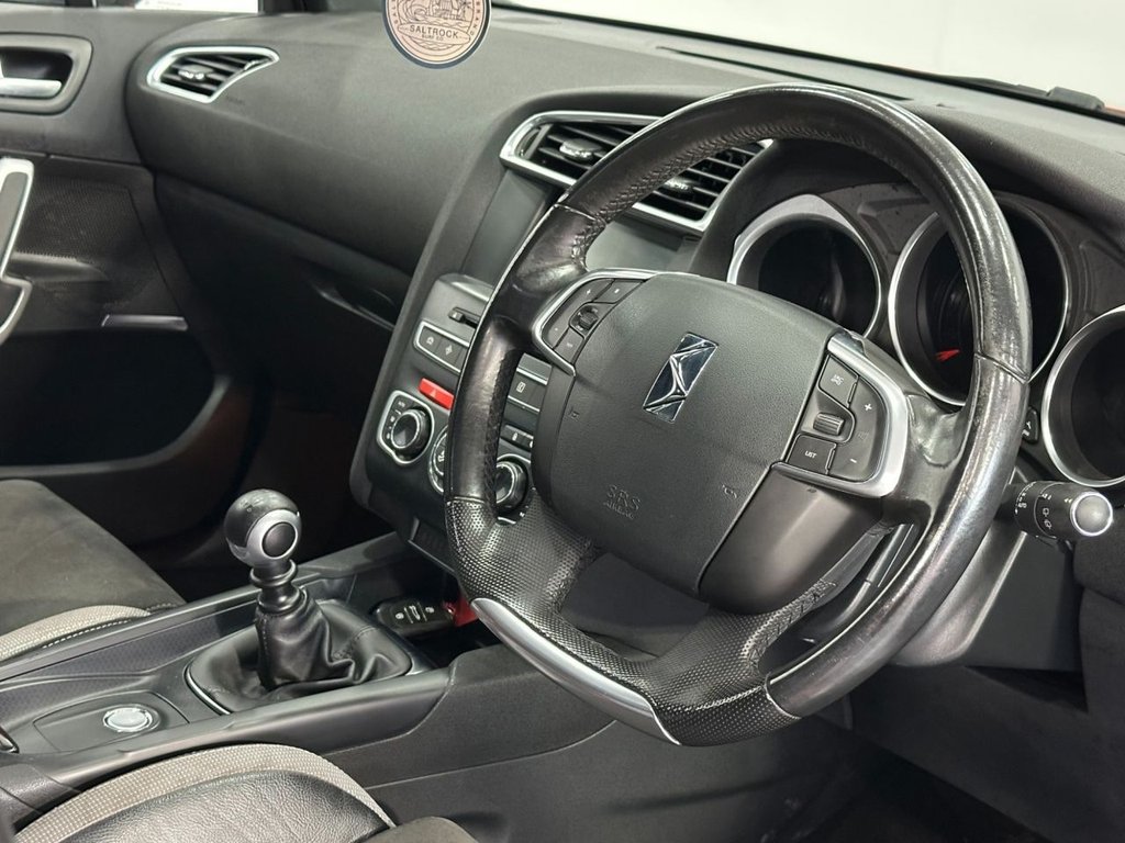 Used DS Automobiles DS 4 Crossback 2015 for sale - 76338581: Photo 16