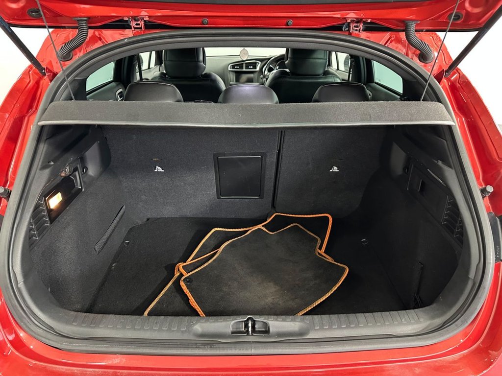 Used DS Automobiles DS 4 Crossback 2015 for sale - 76338581: Photo 33