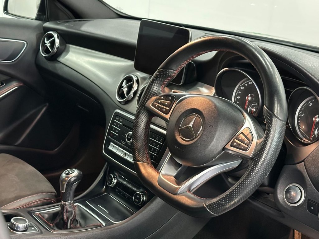 Used Mercedes-Benz GLA 2018 for sale - 76039008: Photo 18