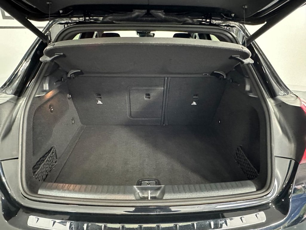 Used Mercedes-Benz GLA 2018 for sale - 76039008: Photo 38