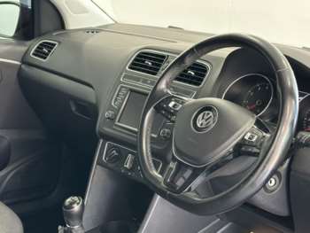Used Volkswagen Polo 2016 for sale - 75275199: Photo