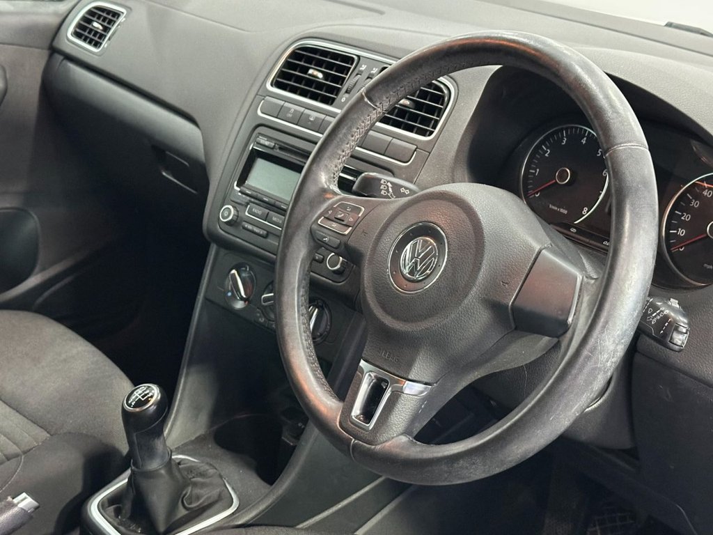 Used Volkswagen Polo 2011 for sale - 77654505: Photo 14