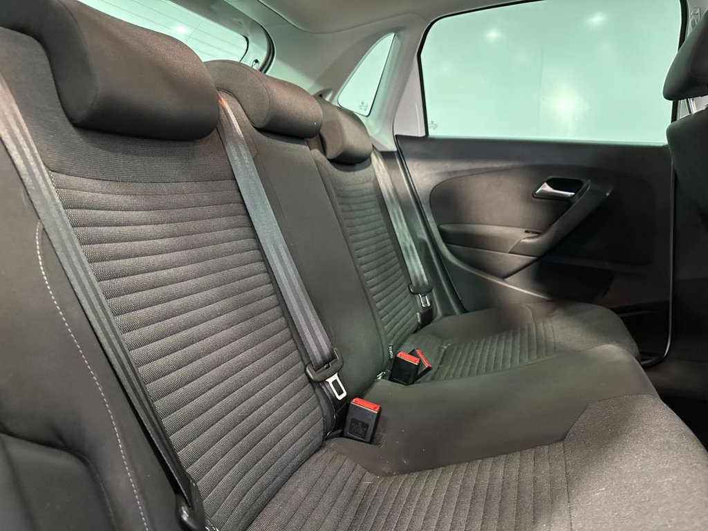 Used Volkswagen Polo 2011 for sale - 77654505: Photo 18