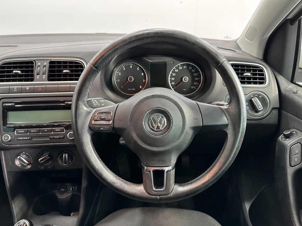 Used Volkswagen Polo 2011 for sale - 77654505: Photo 24