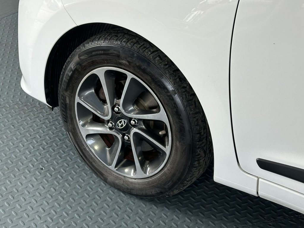 Used Hyundai i10 2017 for sale - 76147981: Photo 12