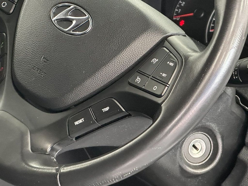 Used Hyundai i10 2017 for sale - 76147981: Photo 19