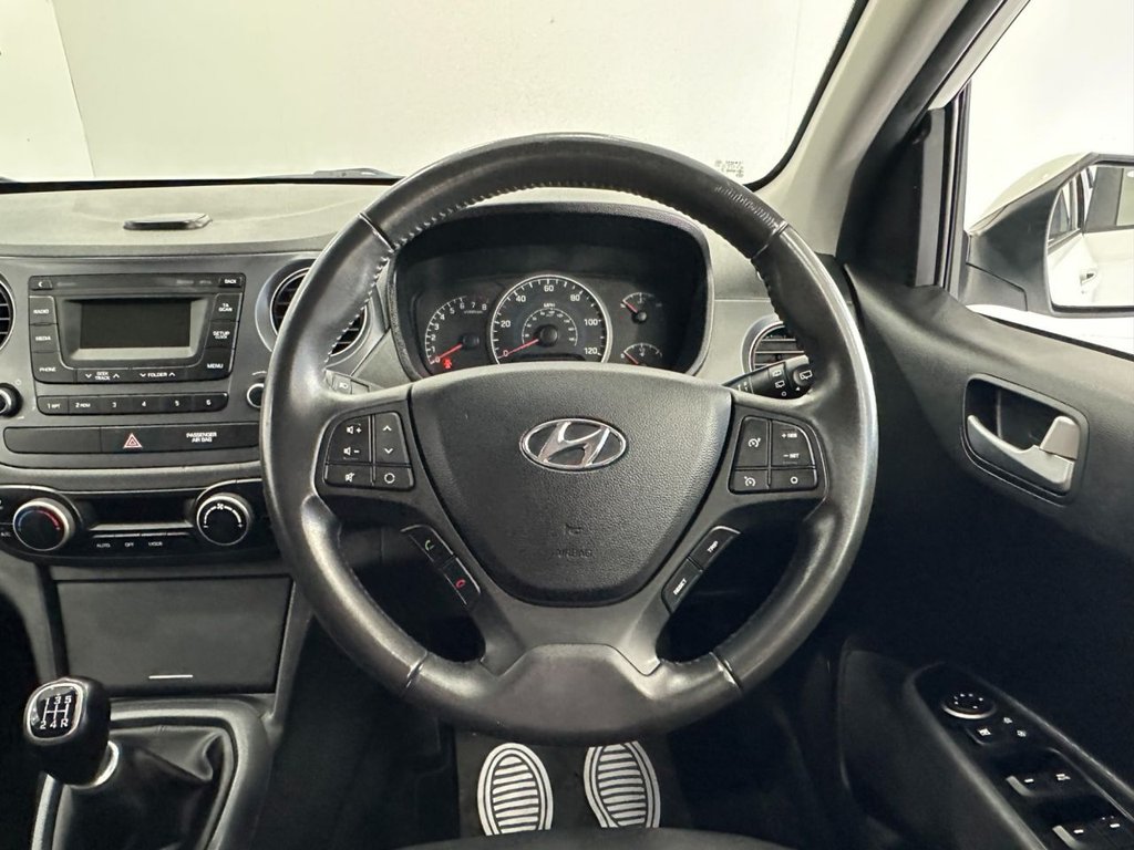 Used Hyundai i10 2017 for sale - 76147981: Photo 27