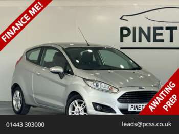 2015 (15) - 1.25 Zetec Hatchback 3dr Petrol Manual Euro 6 (82 ps)
