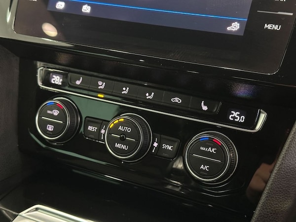 Used Volkswagen Passat 2018 for sale - 76039916: Photo 26