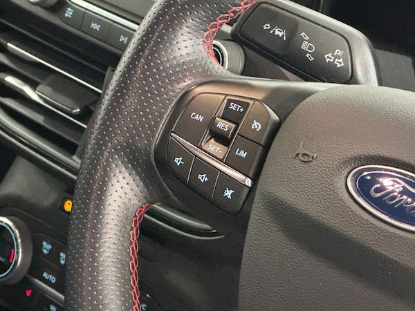 Used Ford Focus 2020 for sale - 76245293: Photo 17