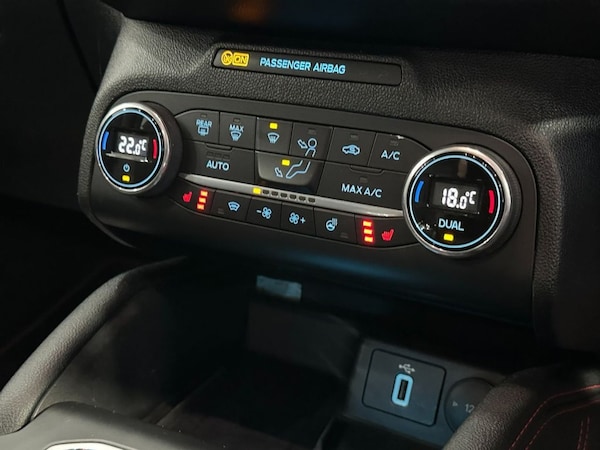 Used Ford Focus 2020 for sale - 76245293: Photo 29