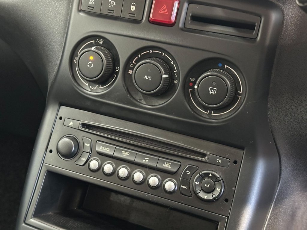 Used Citroen C3 Picasso 2016 for sale - 76356577: Photo 25