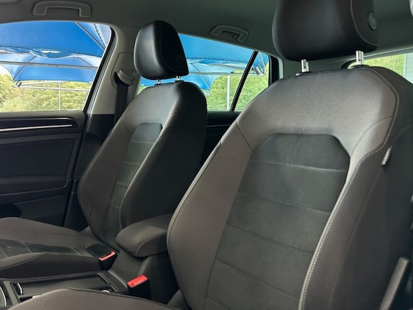 Used Volkswagen Golf 2019 for sale - 76119300: Photo 22