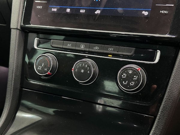 Used Volkswagen Golf 2019 for sale - 76119300: Photo 27