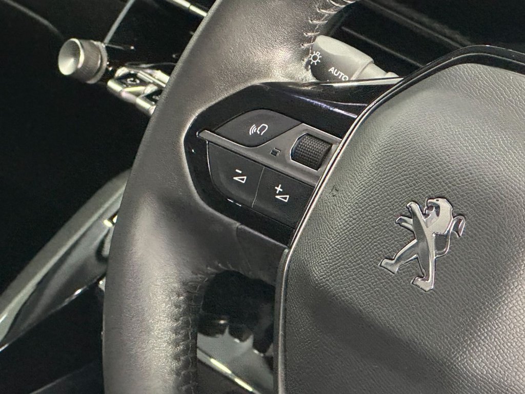 Used Peugeot 2008 2021 for sale - 76303889: Photo 14