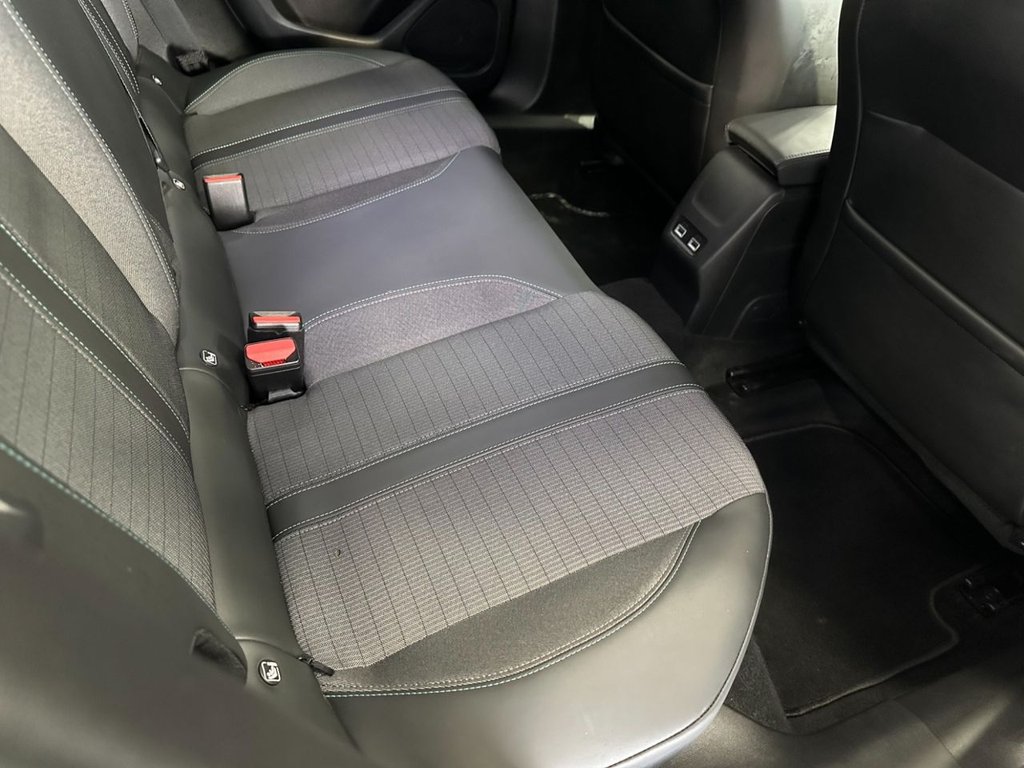 Used Peugeot 2008 2021 for sale - 76303889: Photo 18