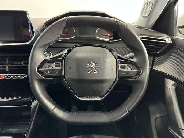 Used Peugeot 2008 2021 for sale - 76303889: Photo 25