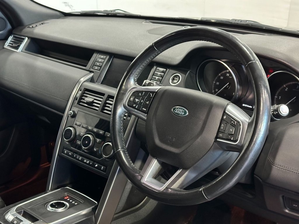 Used Land Rover Discovery Sport 2018 for sale - 76496672: Photo 12