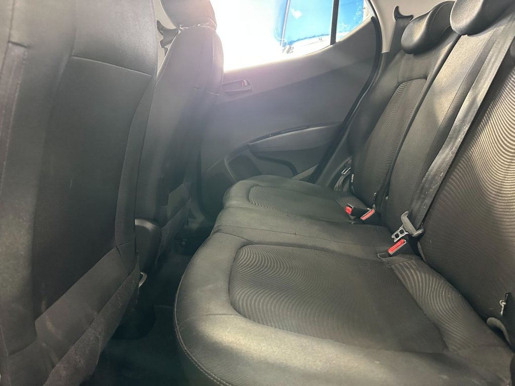 Used Hyundai i10 2019 for sale - 76356527: Photo 18
