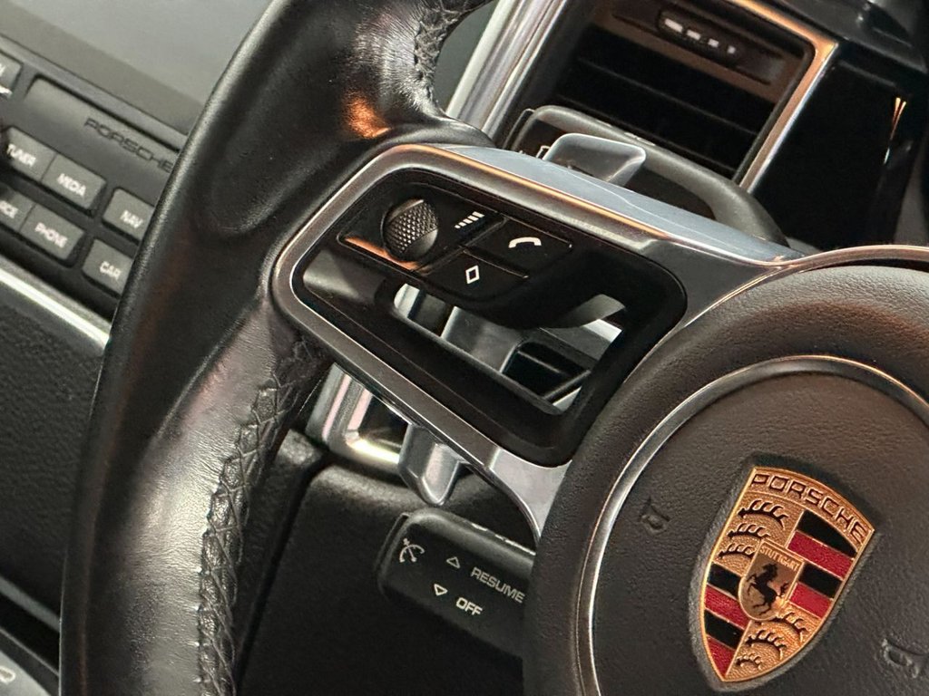 Used Porsche Macan 2017 for sale - 76691303: Photo 20