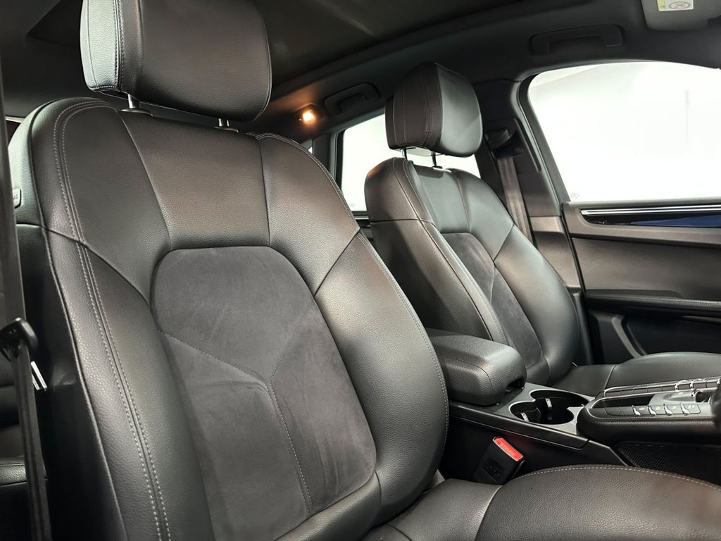 Used Porsche Macan 2017 for sale - 76691303: Photo 24