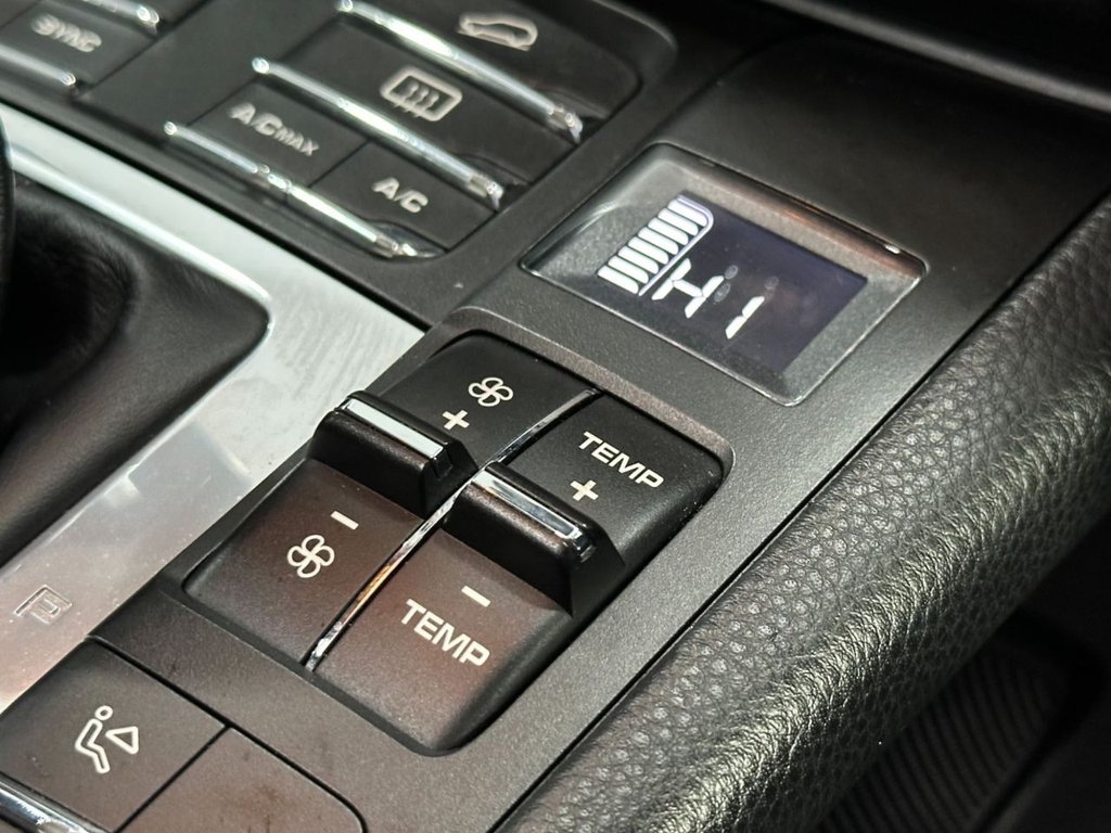 Used Porsche Macan 2017 for sale - 76691303: Photo 35