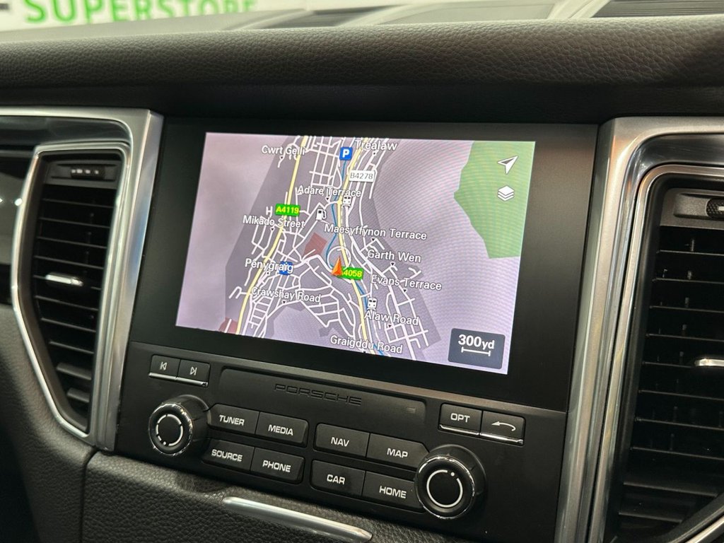 Used Porsche Macan 2017 for sale - 76691303: Photo 41