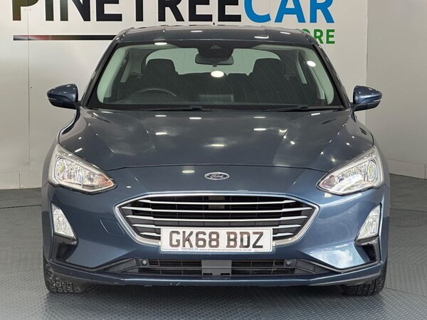 Used Ford Focus 2018 for sale - 76040231: Photo 2