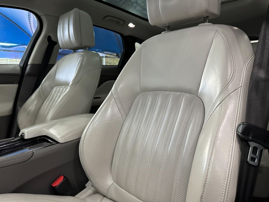 Used Jaguar F-Pace 2018 for sale - 76304296: Photo 23