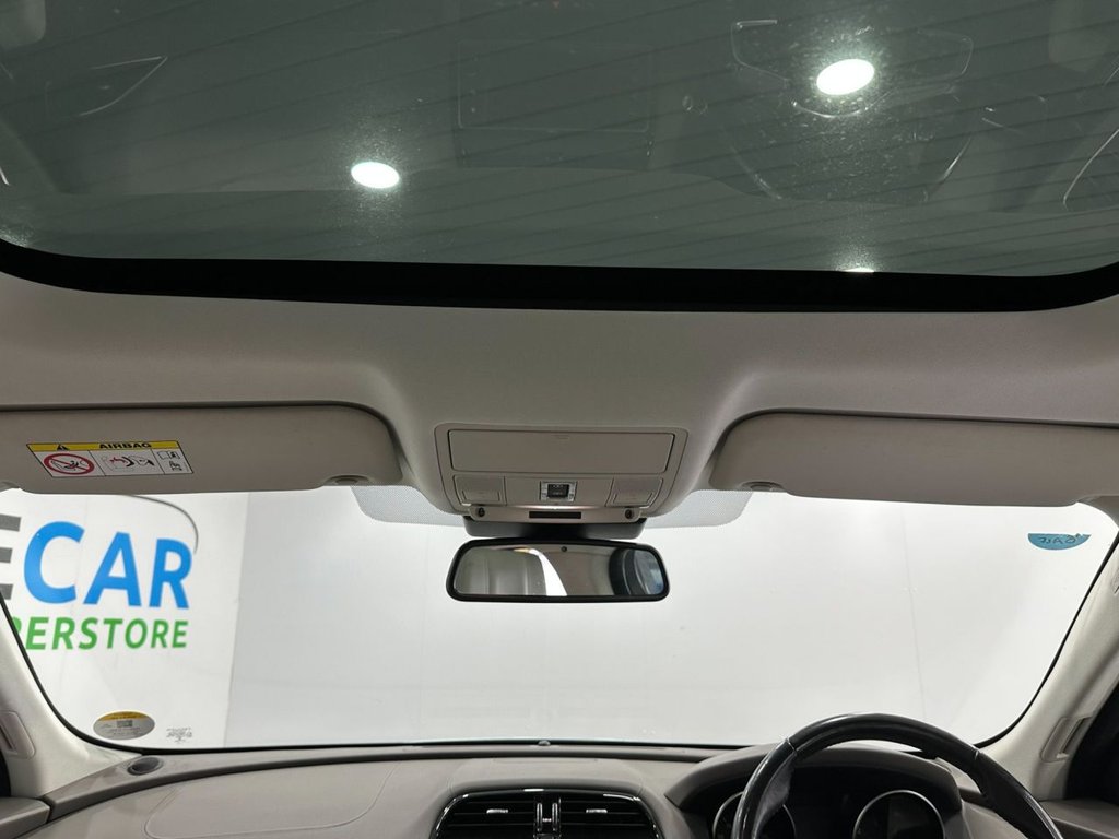 Used Jaguar F-Pace 2018 for sale - 76304296: Photo 27