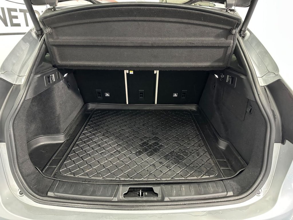 Used Jaguar F-Pace 2018 for sale - 76304296: Photo 39