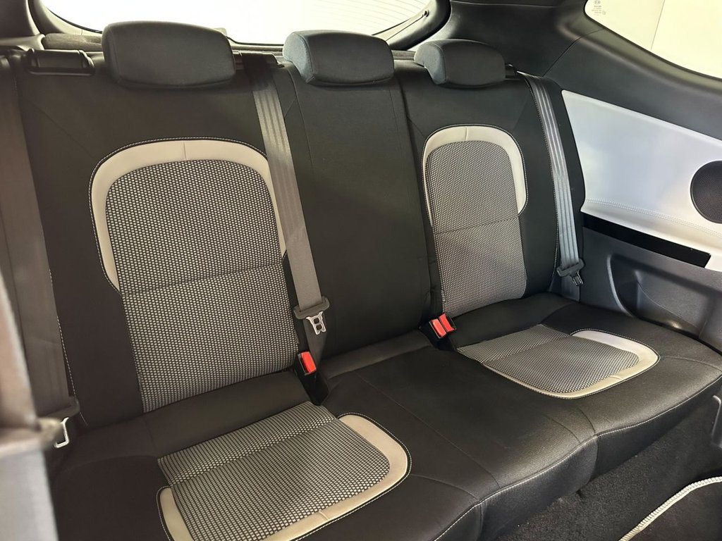 Used Kia Pro Ceed 2014 for sale - 77680790: Photo 19