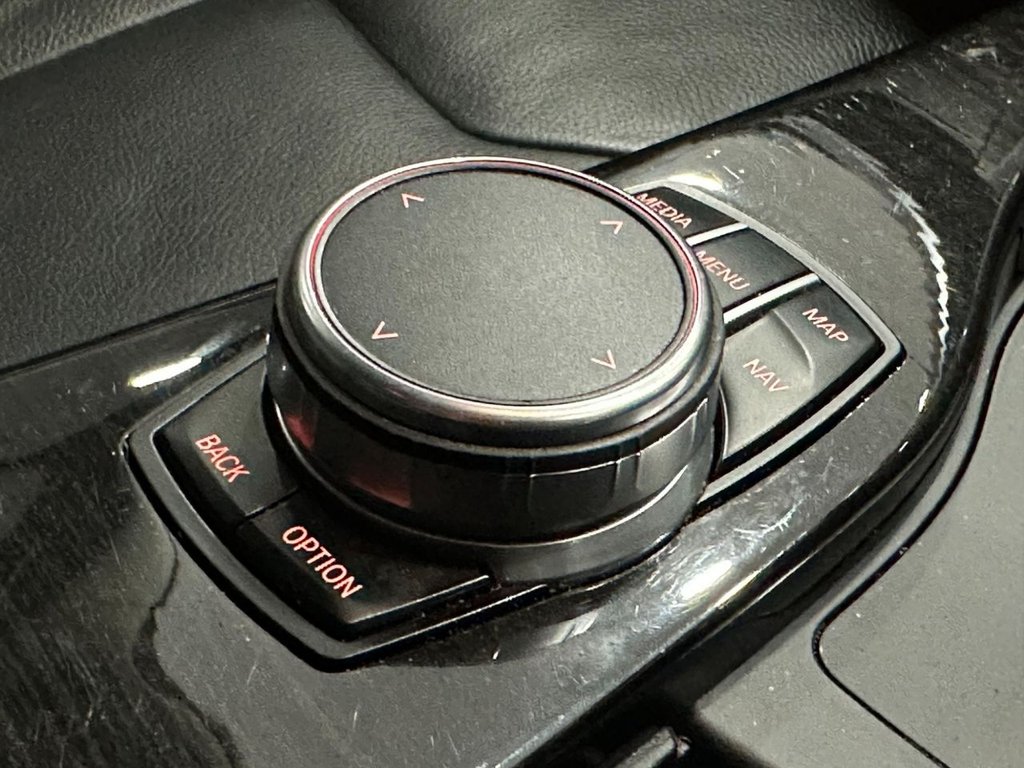 Used BMW 3 Series 2017 for sale - 77703490: Photo 25