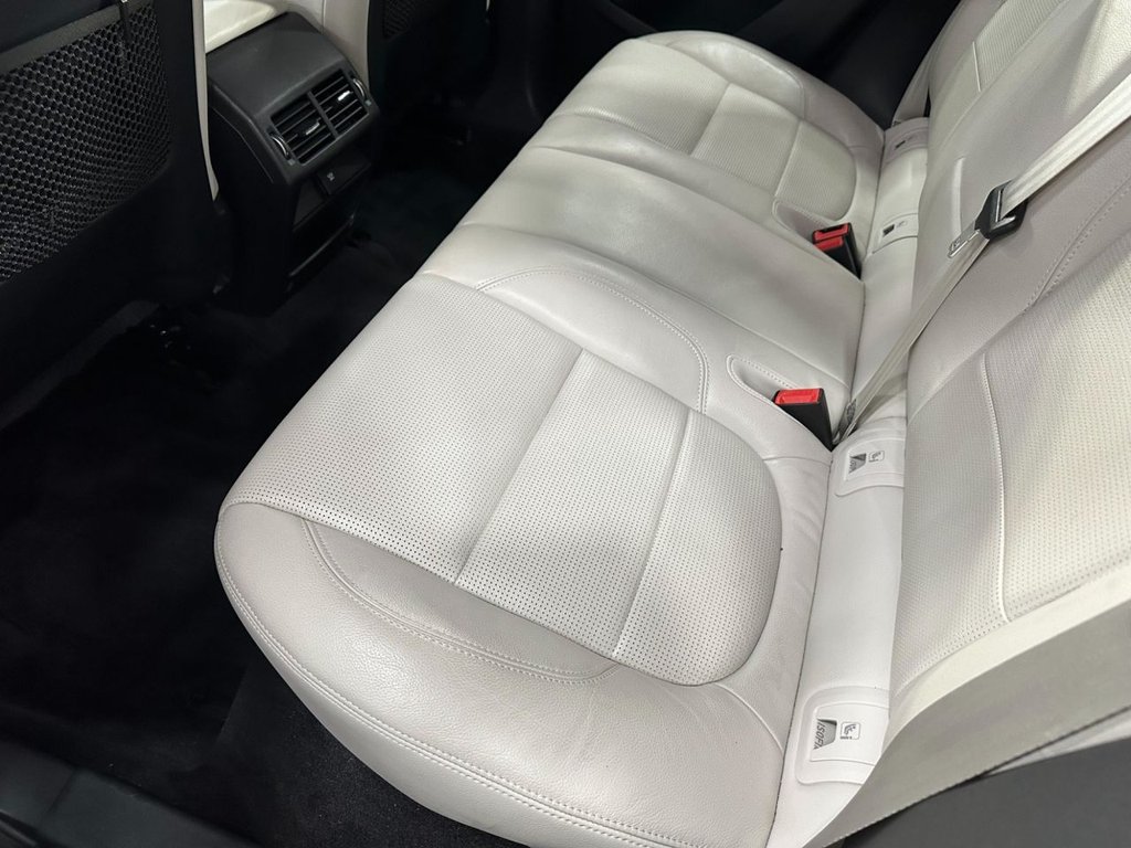 Used Jaguar E-Pace 2020 for sale - 76740577: Photo 23