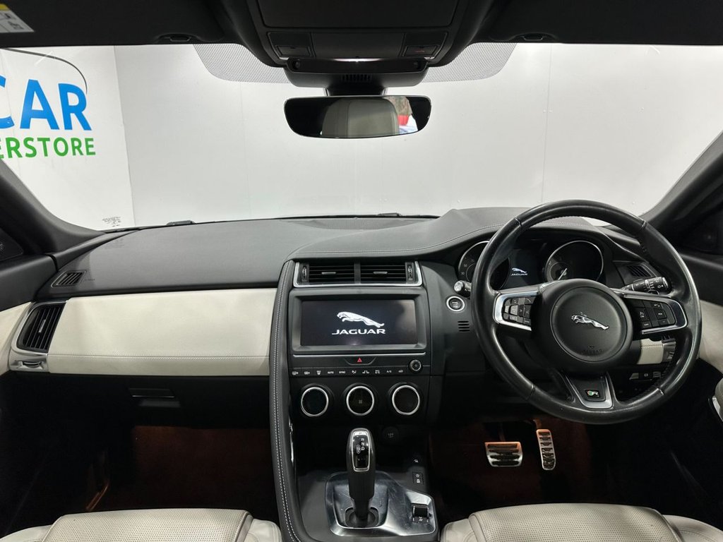 Used Jaguar E-Pace 2020 for sale - 76740577: Photo 25