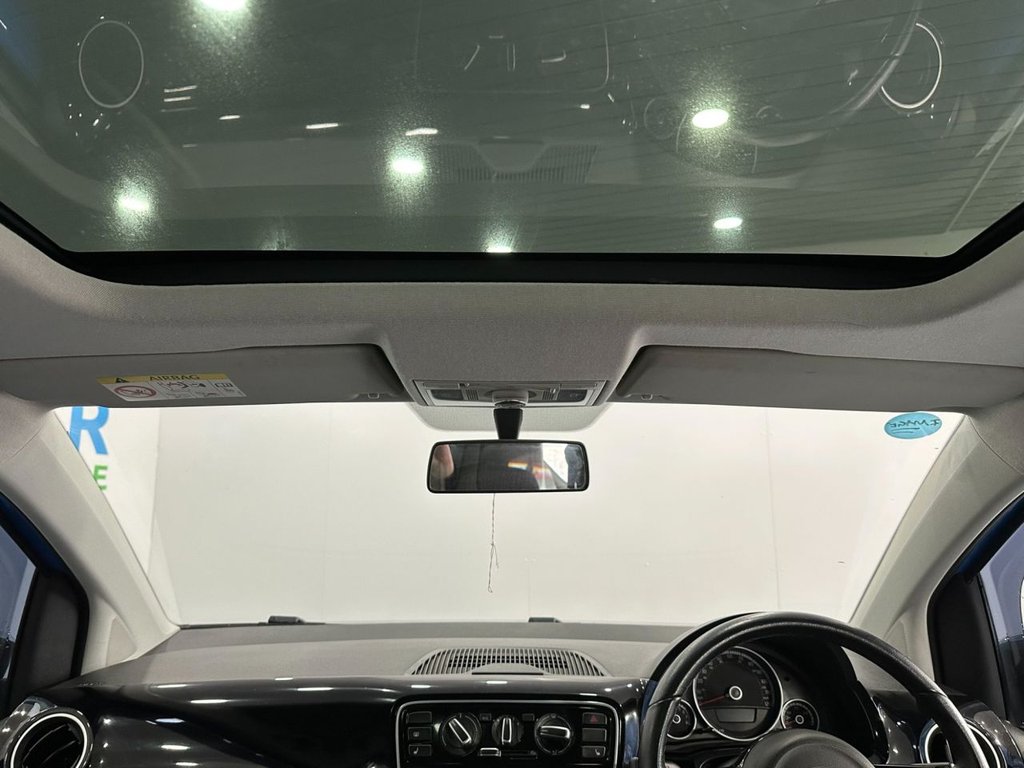 Used Volkswagen up! 2015 for sale - 77588340: Photo 16