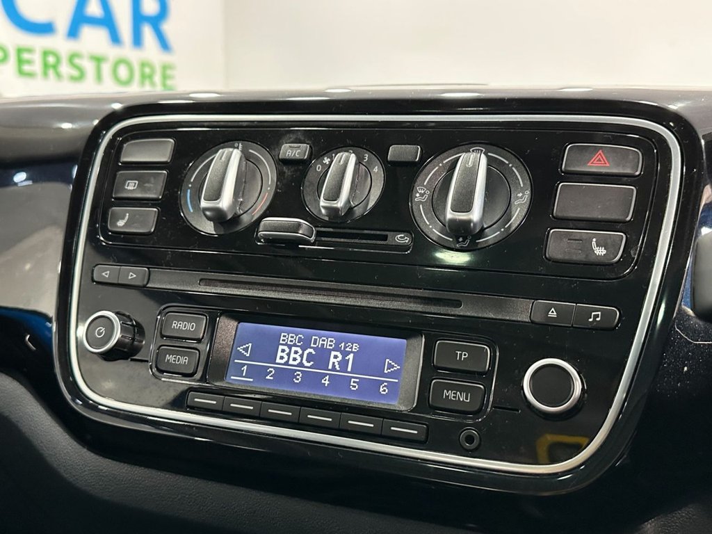 Used Volkswagen up! 2015 for sale - 77588340: Photo 18