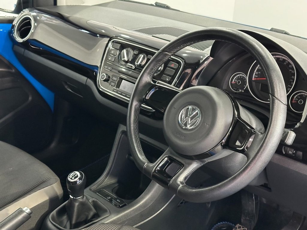 Used Volkswagen up! 2015 for sale - 77588340: Photo 9