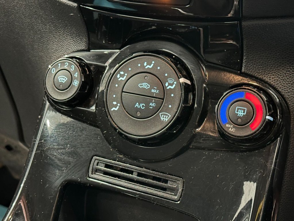 Used Ford Fiesta 2013 for sale - 77765091: Photo 26