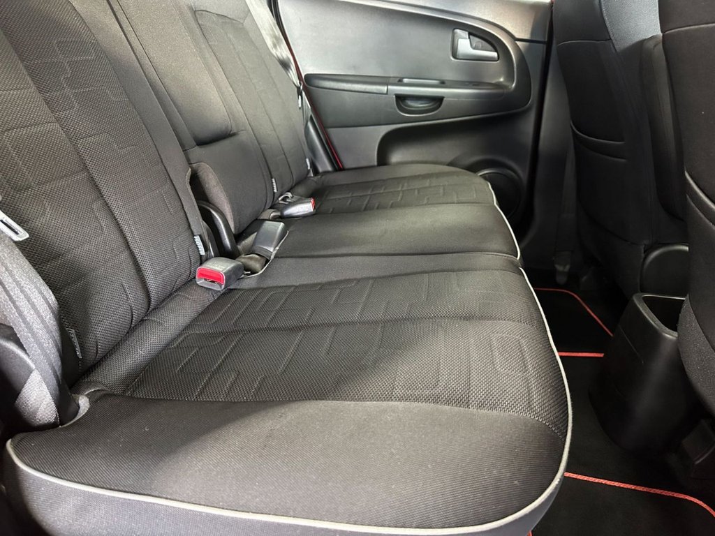 Used Kia Venga 2011 for sale - 76356549: Photo 16