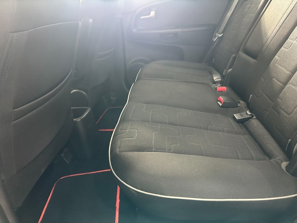 Used Kia Venga 2011 for sale - 76356549: Photo 19