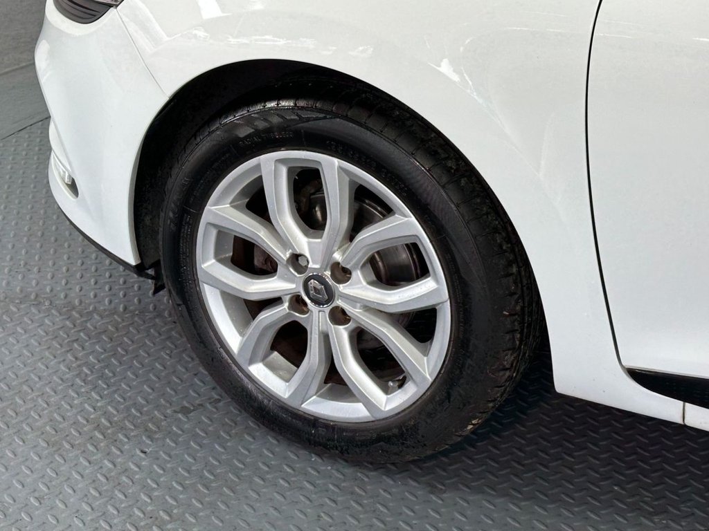 Used Renault Clio 2018 for sale - 76132677: Photo 12