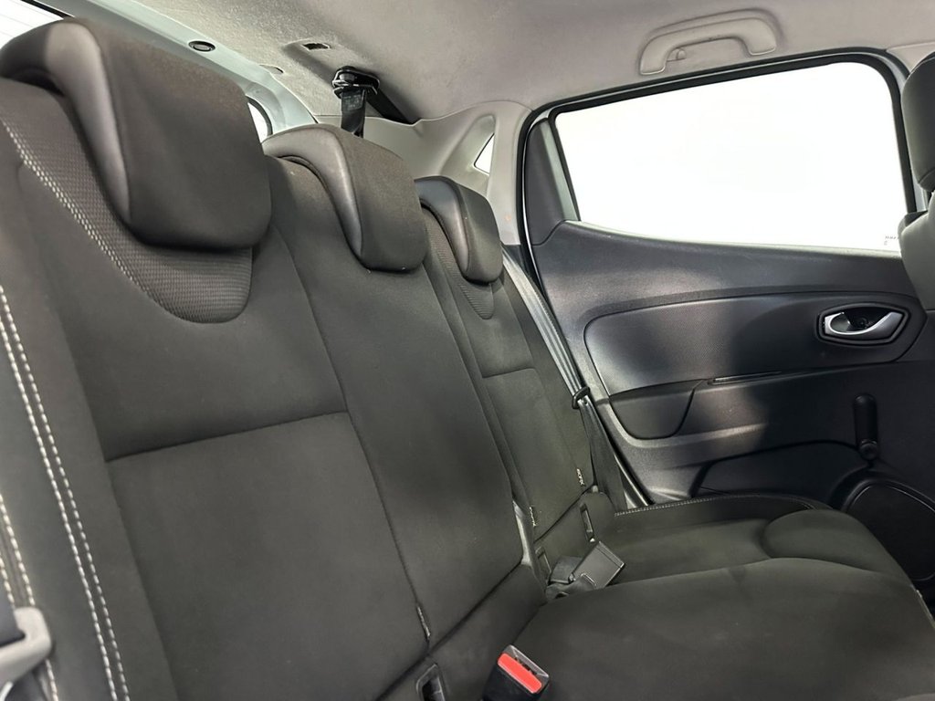 Used Renault Clio 2018 for sale - 76132677: Photo 22